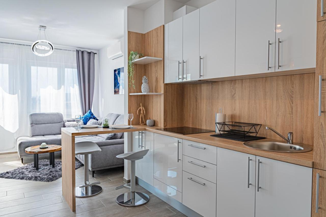 Apartments Repinc: Smart Luxury with Jacuzzi in Zagreb Exterior photo