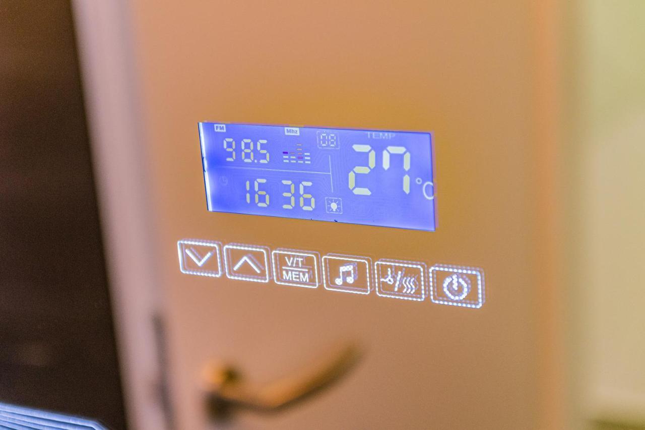 Apartments Repinc: Smart Luxury with Jacuzzi in Zagreb Exterior photo