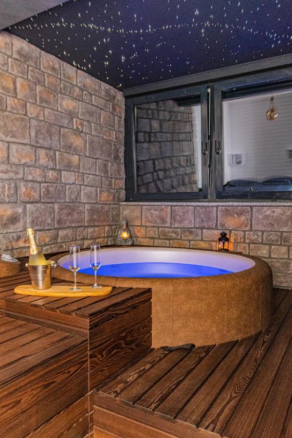 Apartments Repinc: Smart Luxury with Jacuzzi in Zagreb Exterior photo