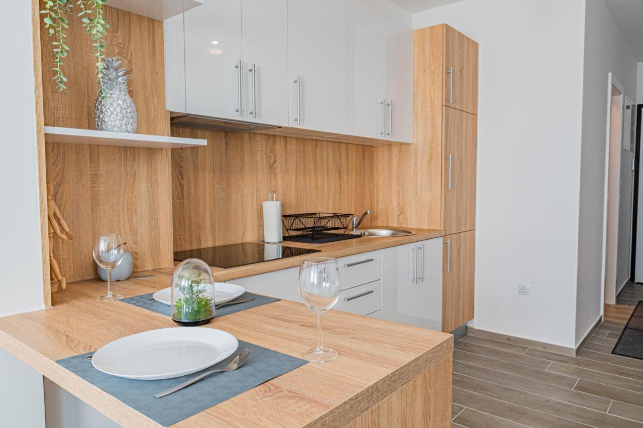 Apartments Repinc: Smart Luxury with Jacuzzi in Zagreb Exterior photo